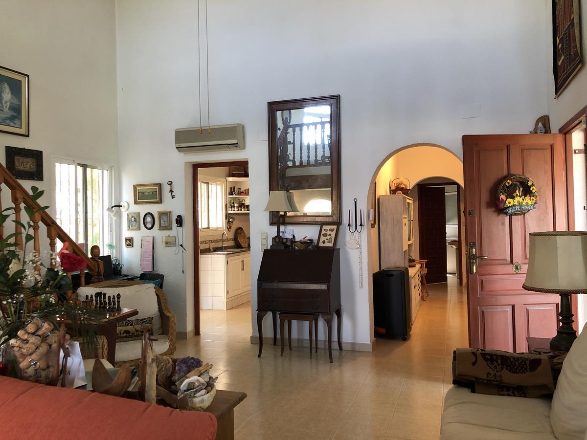 La Sella. Landhaus mit unabhängiger Wohnung und 3020 m2 Grundstück zum Verkauf
